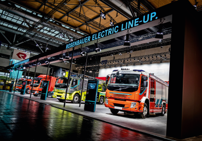 Die Zukunft ist bei Rosenbauer längst Realität: Ein vollelektrisches Line-up von Feuerwehrfahrzeugen steht bereits für Einsätze bereit.